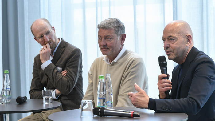 Fishbowl-Diskussion beim DGNB Ideenlabor 2025